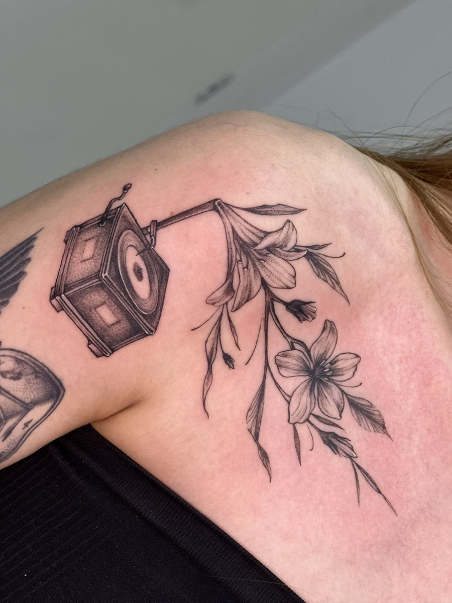 giulerda's tweet image. oiii pessoal olha só o que eu sei fazer