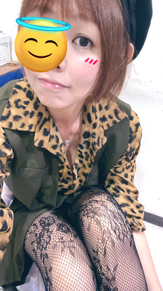 單酒窩 tweet media