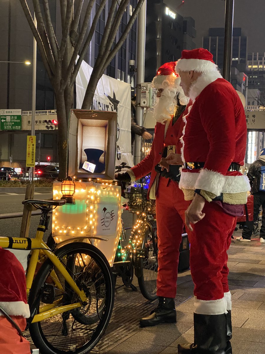 NPC_TDF's tweet image. クリスマスライドDX2025一緒に走った方
お疲れ様＆どうも有難うございましたー！
今年もサンタトナカイモミの木や猫さんなど
沢山の方と一緒に走れて楽しい夜でしたねー