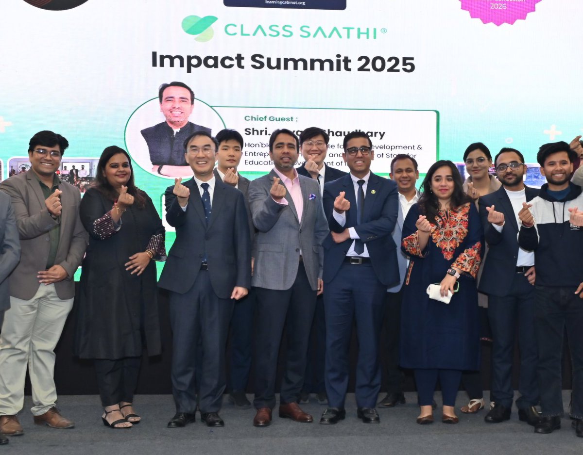 On December 19, Ambassador Lee Seong-ho attended the TagHive Impact Summit 2025 and delivered congratulatory remarks alongside Mr. Jayant Chaudhary, Minister of State for Education and Minister of State for Skill Development and Entrepreneurship. (1/2)
#Korea #India #Education