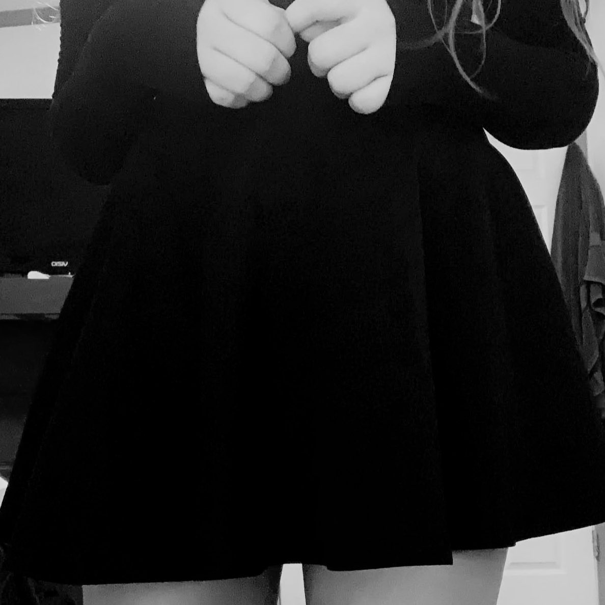 bitemered's tweet image. in my pretty skirt :3