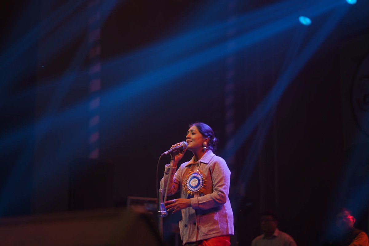 municipalityarm's tweet photo. শুভমিতা ব্যানার্জীর অনবদ্য সুরের জাদুতে মেতে উঠল আরামবাগ।
আপনার সুরেলা কণ্ঠে মুগ্ধ হয়ে মন ভরে গেল সবার—একটি স্মরণীয় সন্ধ্যা হয়ে রইল এই মুহূর্ত।

Subhamita Banerjee https://t.co/LDovGNWwMY