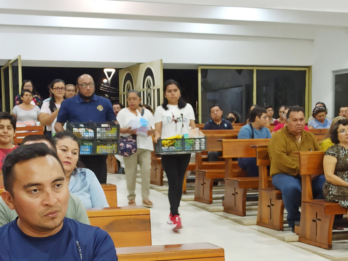 KofC17543's tweet image. Como parte del Equipo de Pastoral Social del Decanato 4, realizamos la Colecta para el Niño por Nacer. Gracias a las Equipos y comunidades de Cristo Obrero, Corpus Christi, Ntra Sra de Belén y Capilla Niño Dios: recolectamos pañales, toallas, jabones, cremas y más. Dic 21, 2025.