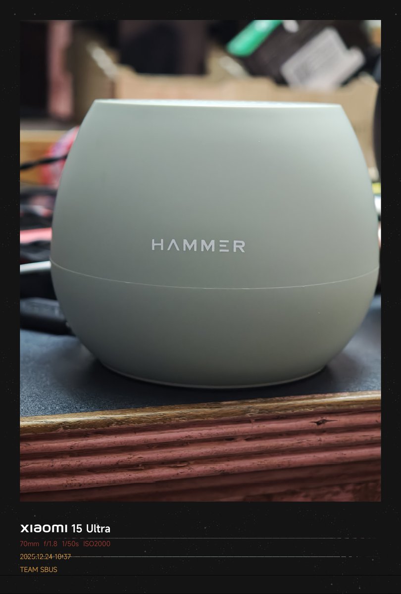 Siva_Bharani's tweet photo. This speaker is good for the price 😀
Hammer Drop is available for 399 in instamart and 428 in amazon https://t.co/scZcC9IMce
#HammerDrop
Audio quality is good till 80% volume. Beyond that based on the nature of audio track distortion is there.
Controls are at the bottom which users can't access without lifting the speak. The speaker is very light and comes with a 1200mAh battery, inbuilt mic, pendrive and memory card support. Also FM 🙌
But FM outdoors we can expect to work. Indoor la no way.
If you are new to Instamart you may get a ₹200 coupon for UPI mode of payment. Which will make the effective price as ₹199
Mic quality is very average for calls 🤙
Will check overall battery life and update in future.