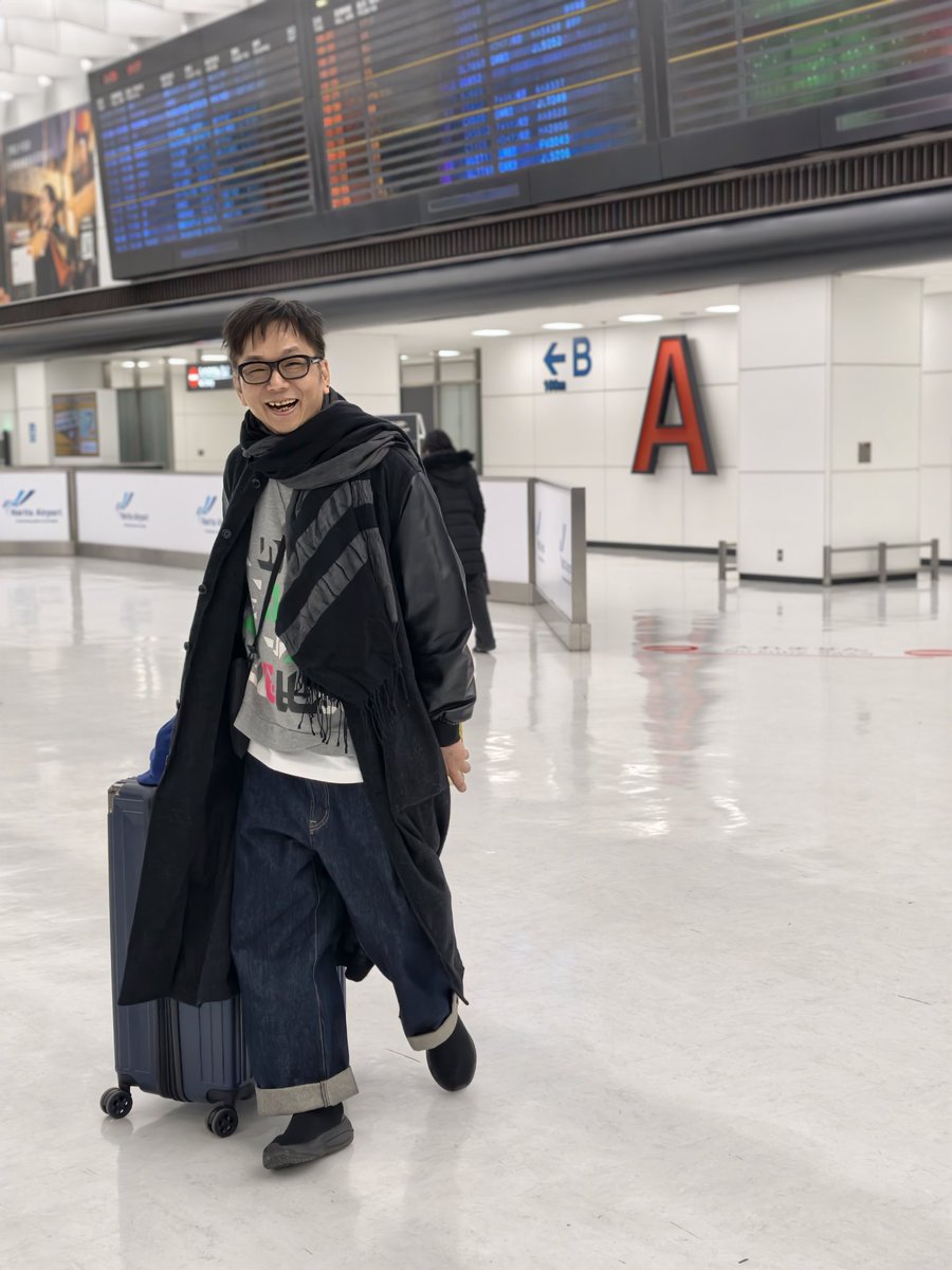 tsechiuyan's tweet image. 東京、ただいまです！
メリークリスマスです！