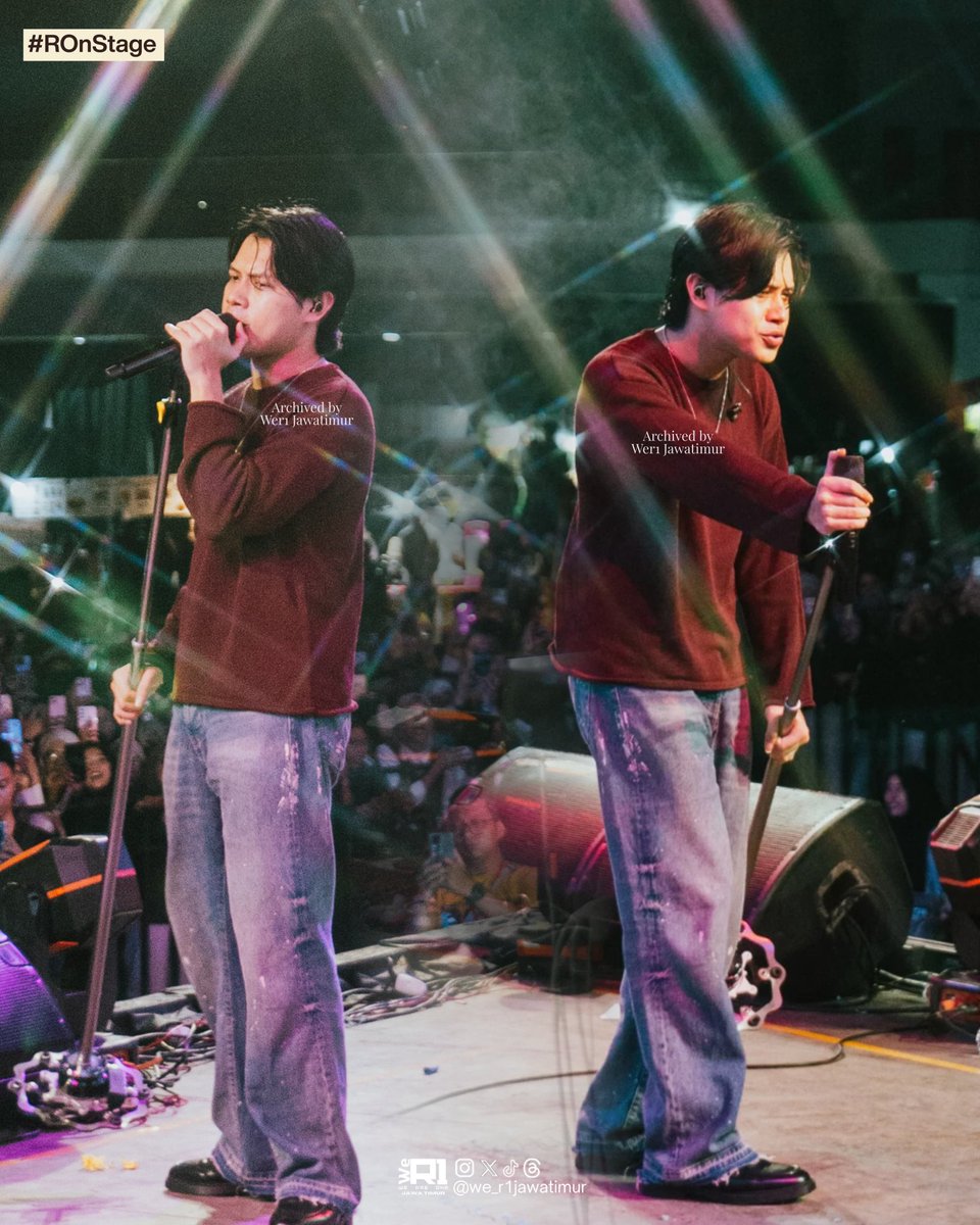 we_r1jawatimur's tweet photo. #ROnStage #RonyParulian https://t.co/z7OwKlX2JE