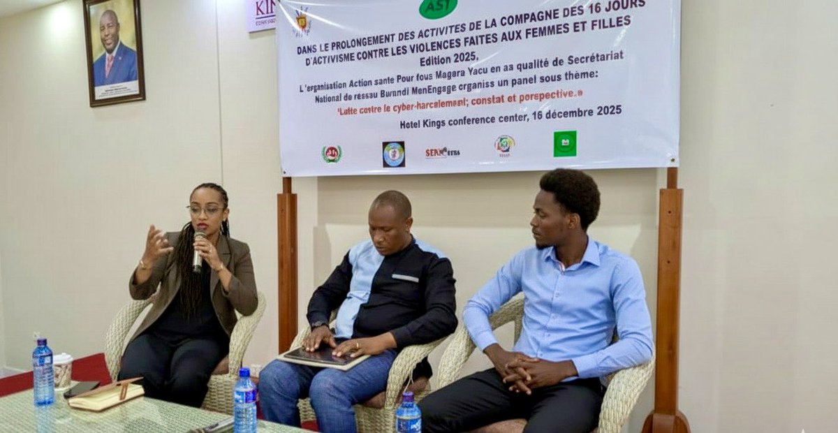 IngoMagazine's tweet photo. Madame @KamRossa, ADG de #INGO, a enrichi les débats en partageant les témoignages collectés par #INGOMAG lors d’échanges avec des étudiants universitaires et des rencontres avec des élèves du secondaire. Elle a souligné comment le manque de moyens nécessaires enferme certains jeunes dans un cercle vicieux : contraints de subvenir à leurs besoins primordiaux, ils se retrouvent forcés d’accepter des actes contre leur gré, exposant ainsi leur vulnérabilité au cyberharcèlement.
Elle a également évoqué des cas préoccupants où des jeunes filles, dans le but d’augmenter leur nombre de vues et de followers, exposent leur nudité ou des aspects intimes de leur vie privée. Si certaines y parviennent temporairement, leurs images deviennent souvent la cible de manipulations malveillantes (via Photoshop ou d’autres outils), transformées en contenus pornographiques diffusés sans consentement.
Mme Kamariza a par ailleurs mis en garde contre les mécanismes de messagerie comme WhatsApp : même si l’on pense avoir effacé les traces en supprimant des messages, ceux-ci sont transmis et stockés sur des serveurs distants. Elle a aussi alerté sur les arnaques orchestrées par des malveillants qui, via un simple clic sur un lien piégé, obtiennent un accès complet aux données personnelles, soulignant ainsi la nécessité d’une prudence accrue.
#Burundi #FYP #IngoTujane #HeForShe #Feminism #WomenEmpowerment #CyberHarassment #StopVBG