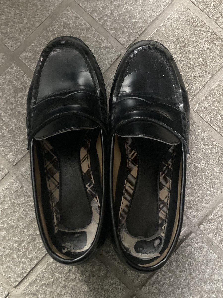 メルカリでJKのチアのユニフォーム が150,000円で取引されてるとか流れ