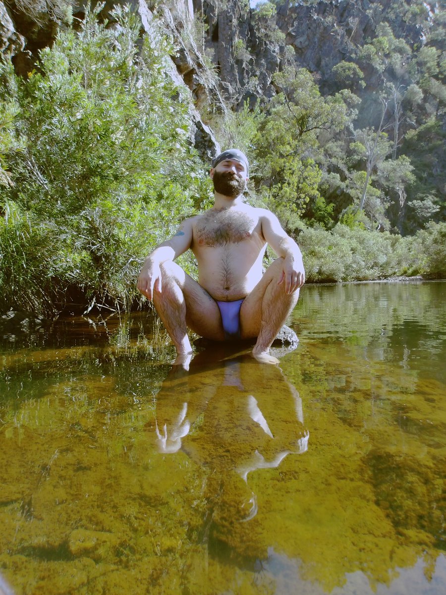 Brit boy in AUSSIE ✈️ 🌏 tweet media