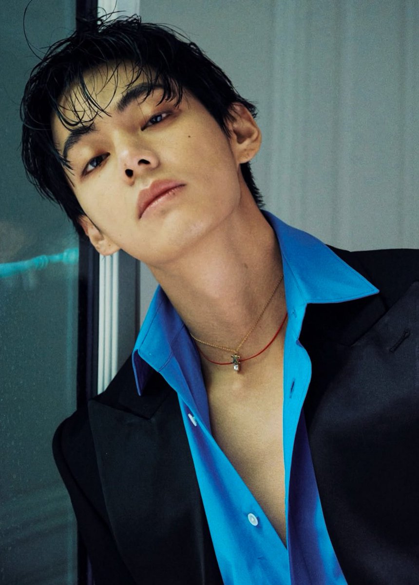 Taehyungimpact's tweet image. HES INSANE