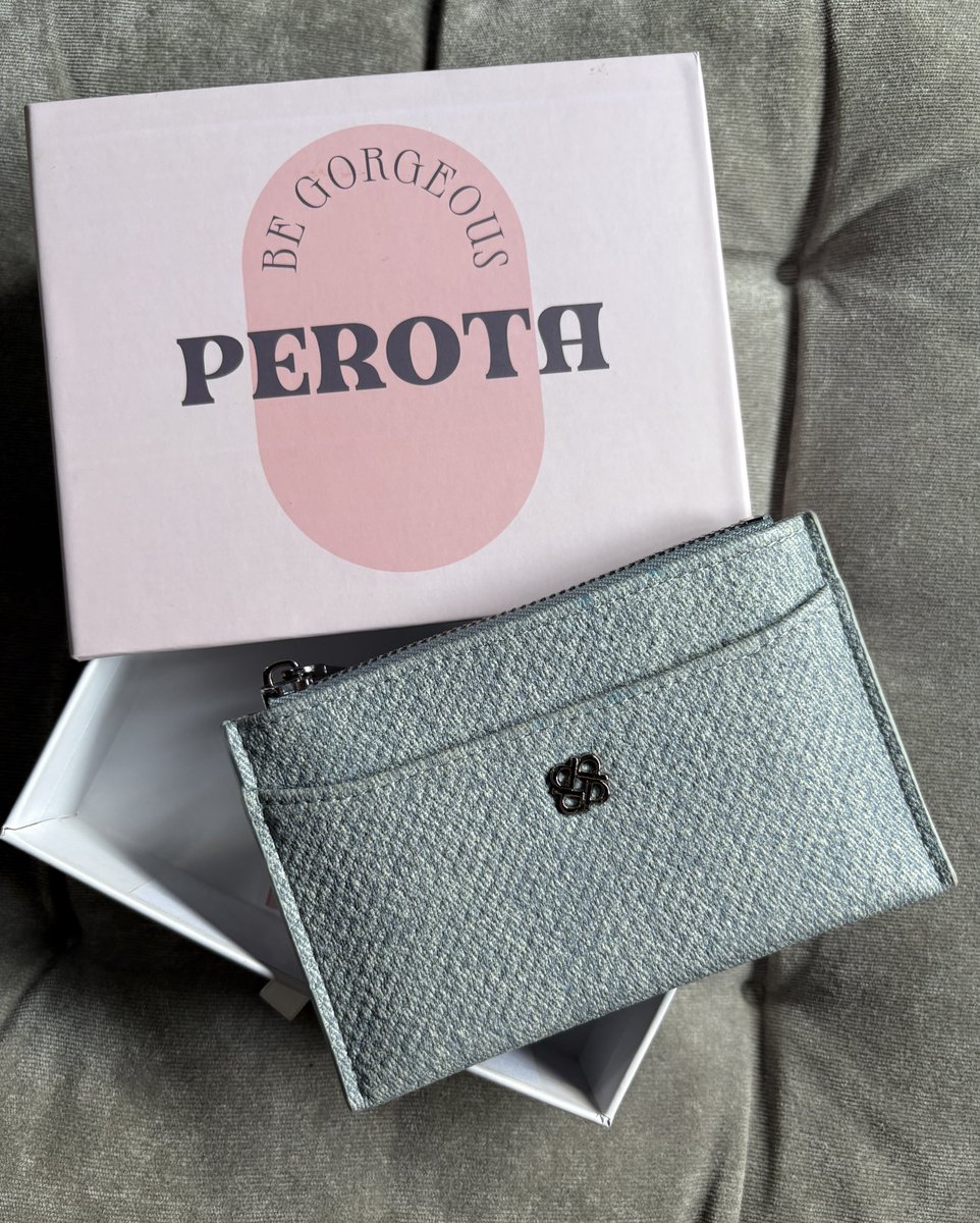 moodloveyyyyy's tweet photo. ส่งต่อ กระเป๋าตังค์ perota
220 รวมส่ง
#ส่งต่อกระเป๋า #กระเป๋ามือสอง #perota #ส่งต่อperota #perotabrand #กระเป๋าperota https://t.co/pJlv0tkm1v