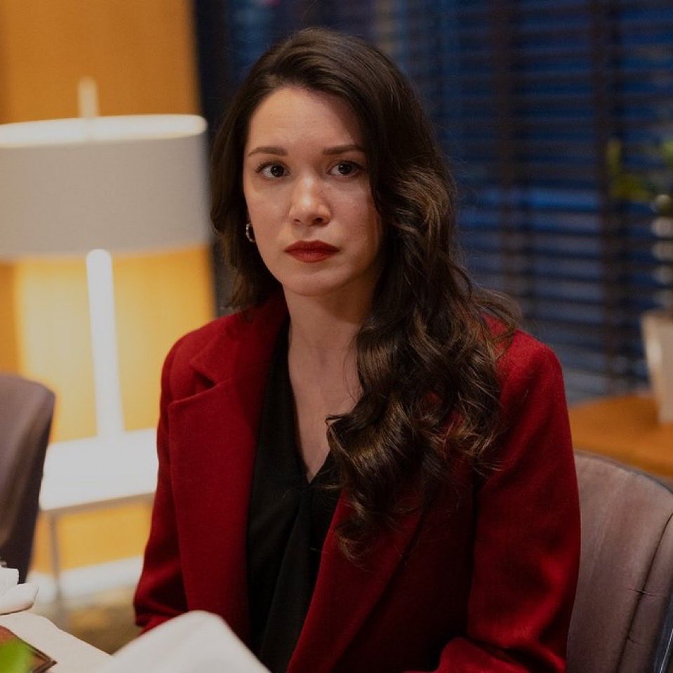 Azize’min güzelliği 🤩♥️💋
#HazalSubaşı #Sahipsizler