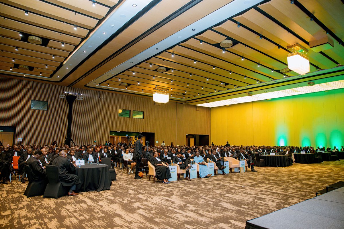 <a href="/RwandaB2Justice/">Rwanda Bridges to Justice</a> in Partnership with <a href="/Rwanda_Bar/">Rwanda Bar Association</a> conducted an Awareness Campaign on The Importance of Inclusion and the Negative Impacts of Discrimination in the Justice Sector under the Empowering Voices Project funded by <a href="/EUinRW/">EU Delegation to Rwanda</a> 
#inclusion #antidiscrimination #equalprotection