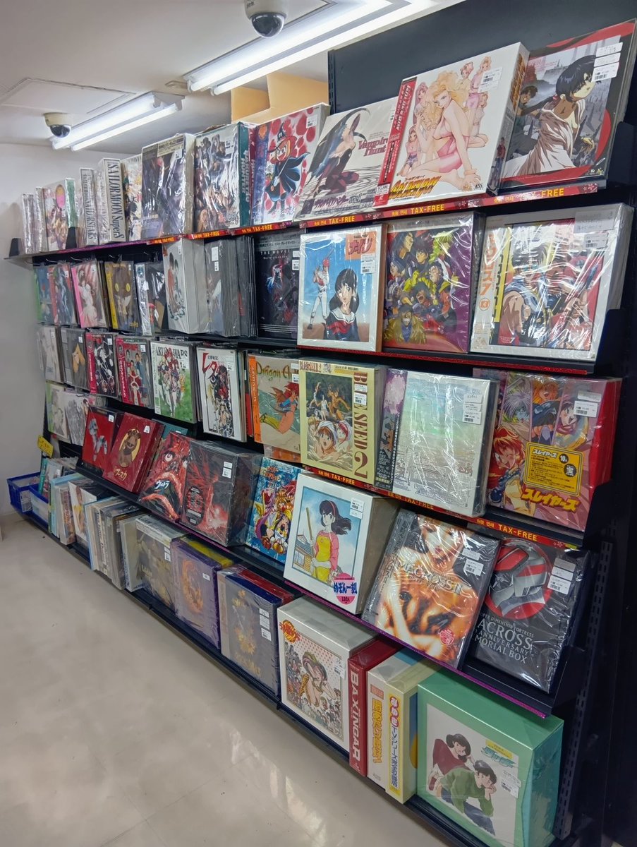 コーナー＆入荷情報】 らしんばん中野店のオーディオビジュアル館にて