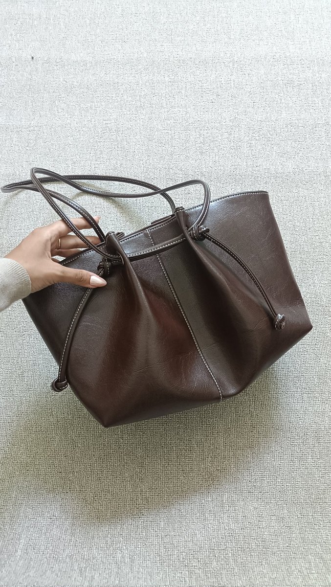 itsmefaraww's tweet image. I FINALLY FOUND: woman things I NEVER REGRET BUYING (edisi SUPER GOOD quality)💯🫶🏻

100% KEPAKE, from LOCAL brands, WORTH the price💸🤍