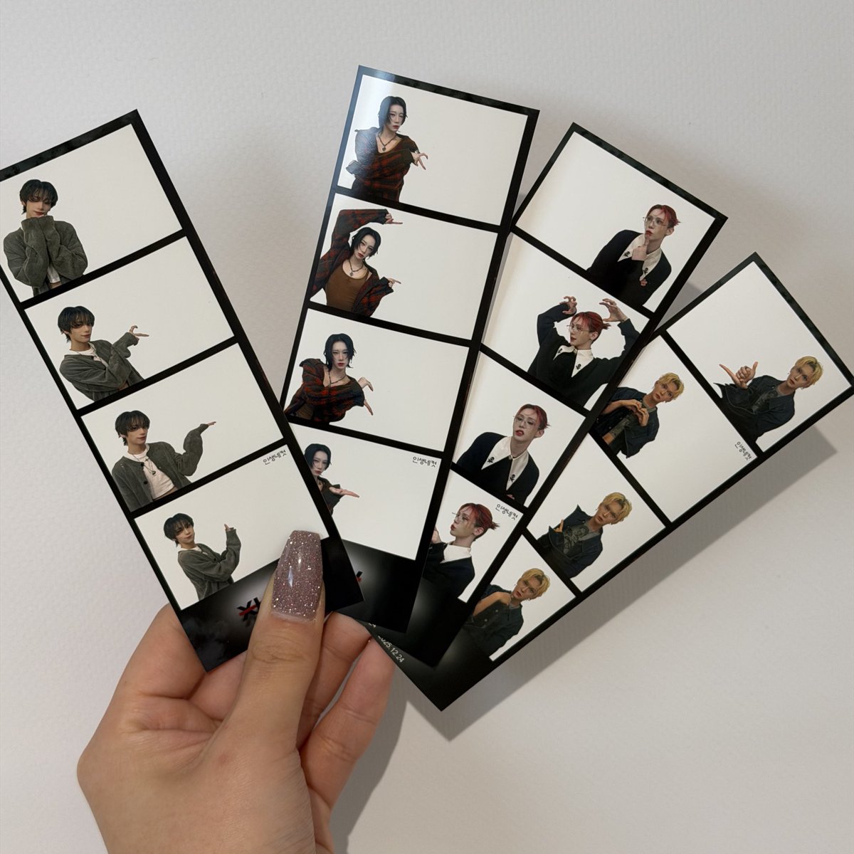 ニュー トレカ 人生4カット XLOV×人生4カットフレーム本日より撮影いただけます✨ また店舗に行け