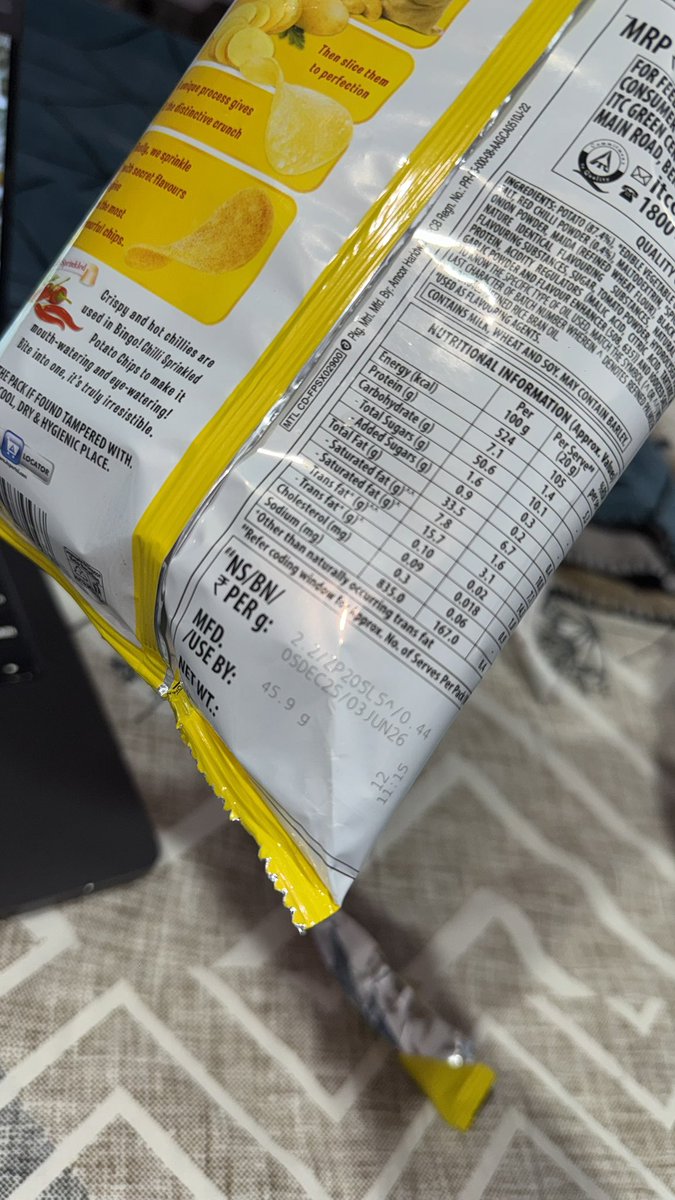 lyagannagari's tweet photo. @ITCCorpCom Purchased a sealed pack of Bingo Yumitos (₹20 MRP) and found a chip with visible fungus/mould, despite the product being within expiry.

This is a serious health &amp; quality issue.
Requesting immediate investigation and resolution #qualityfail #foodsafety https://t.co/kyiPoBWmpH