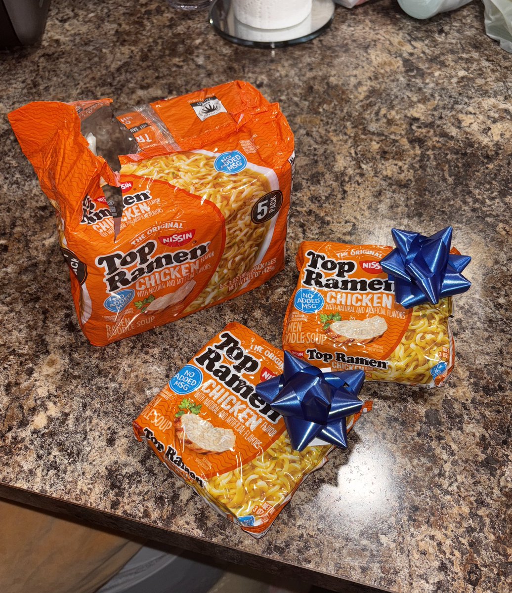 Toxic_Issue's tweet photo. It’s the thought that counts 🥲 https://t.co/oF9R1ET6qz