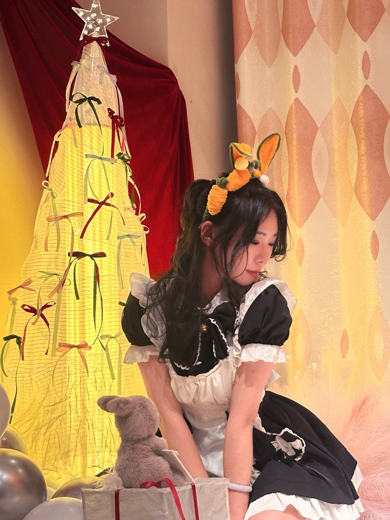 十六月 tweet media