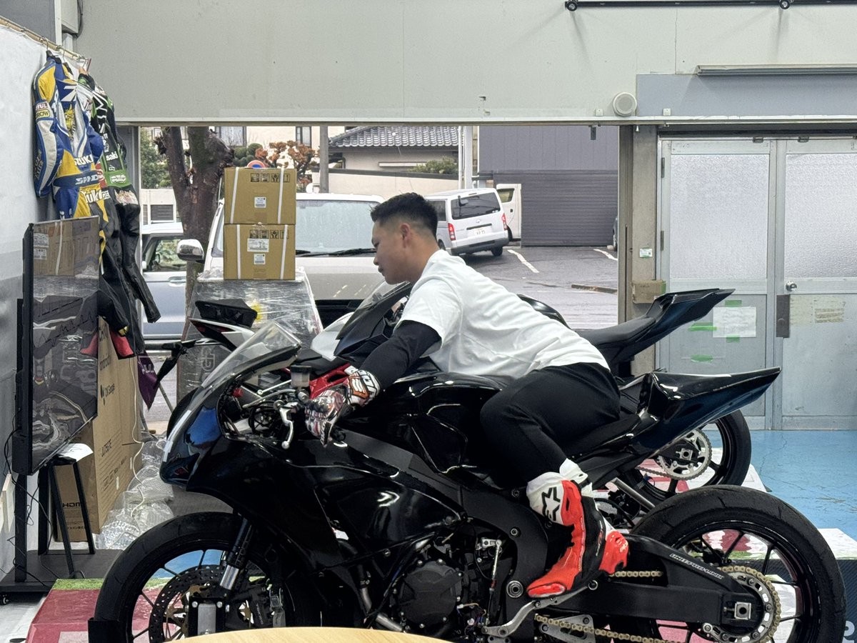 よっし」 Slip-On HEPTA FORCE TSS / JMCA APPROVED | Yoshimura Japan