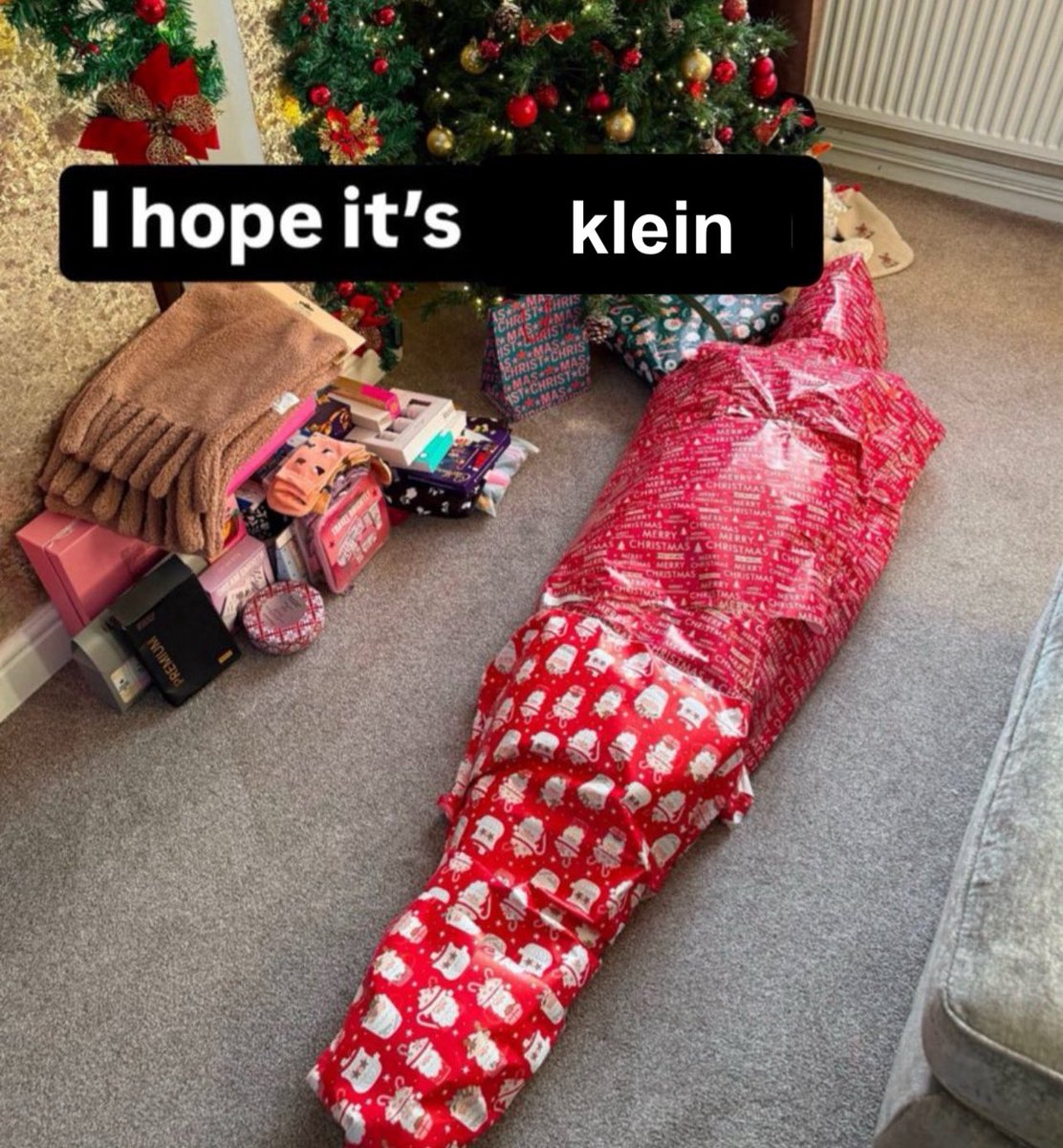 sequence8bum's tweet image. christmas tomorrow ❤️‍🩹
#诡秘之主 #LordOfMysteries