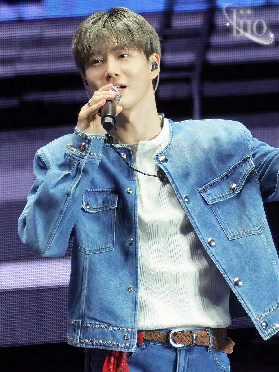 EXOLxiaoli's tweet photo. 251214
EXOFM🐰
#김준면 #SUHO #EXO https://t.co/BOq8U9pHPK
