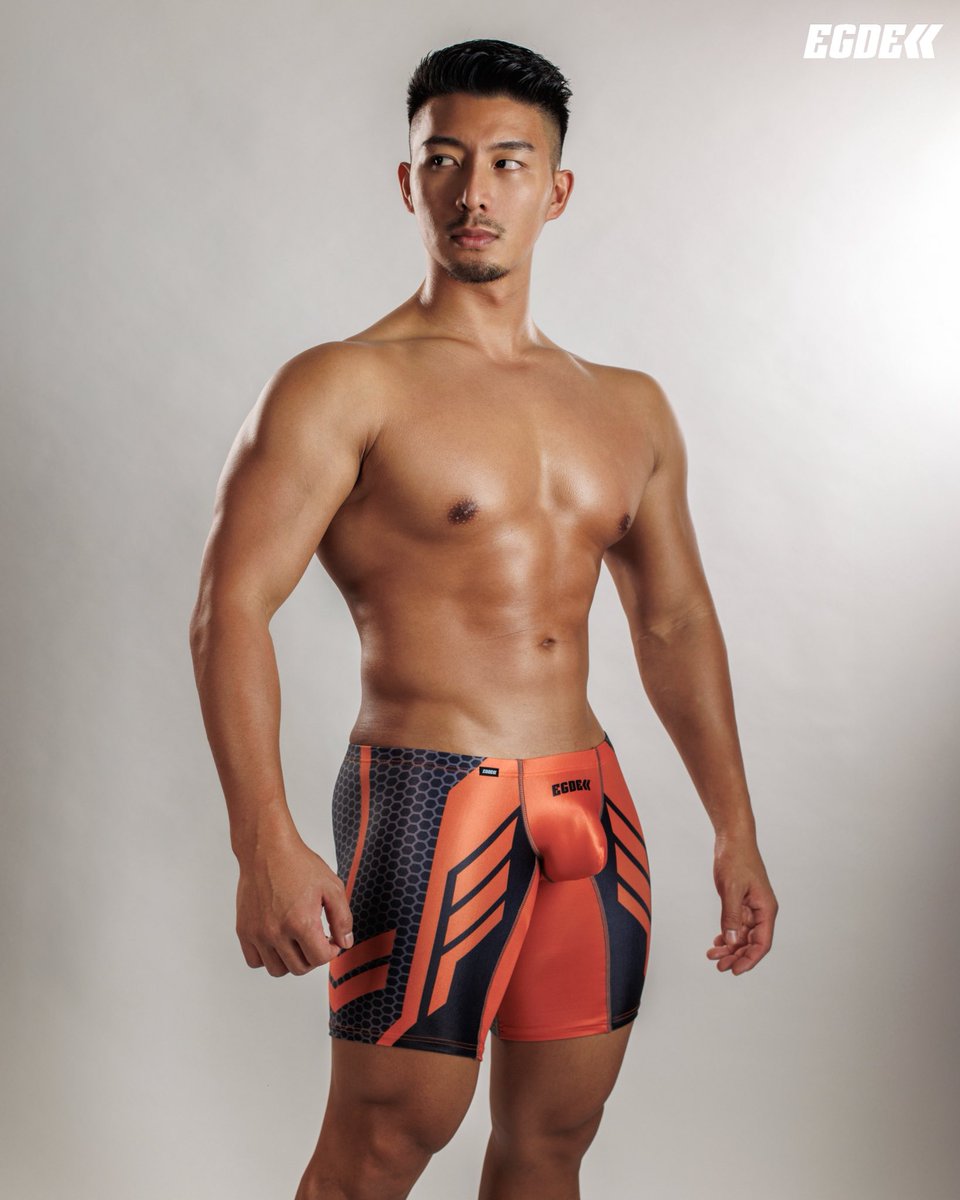 WEBで完売している
HONEST super low-rise long boxer pants

阪急メンズ東京&amp;大阪、博多阪急にてお取り扱いがあります📣
店頭に並ぶタイミングは是非お問い合わせ下さいませ💫

Model <a href="/Ryu39969130/">R Christiano</a> 
Photographer <a href="/KetsuHoshino/">Kii Chan✨</a> 
#egde