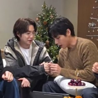 막 애인손(? 같고 그러나바??