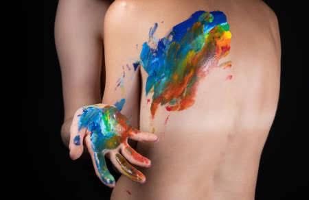 ArteVivaModels's tweet photo. El momento en que la pintura toca la piel… cambia todo.
No es solo arte: es sensación, textura y libertad. 💫🔥
Si te gustaría una sesión así, íntima y artística, escríbeme por Inbox. 🎨💜 https://t.co/XNo5KHh2aS