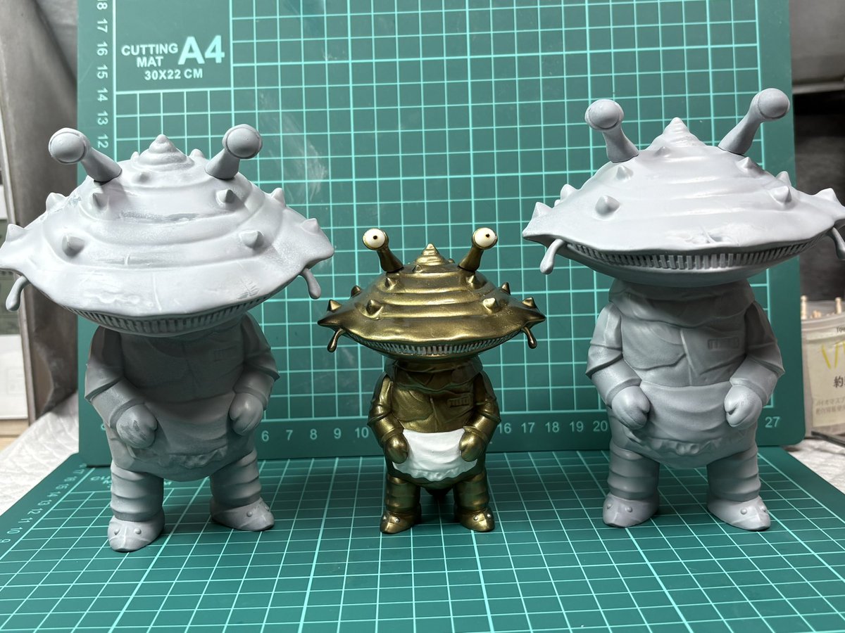 ワンフェス冬のカネゴン(金男の母)は 大きいサイズで登場です！ 比較