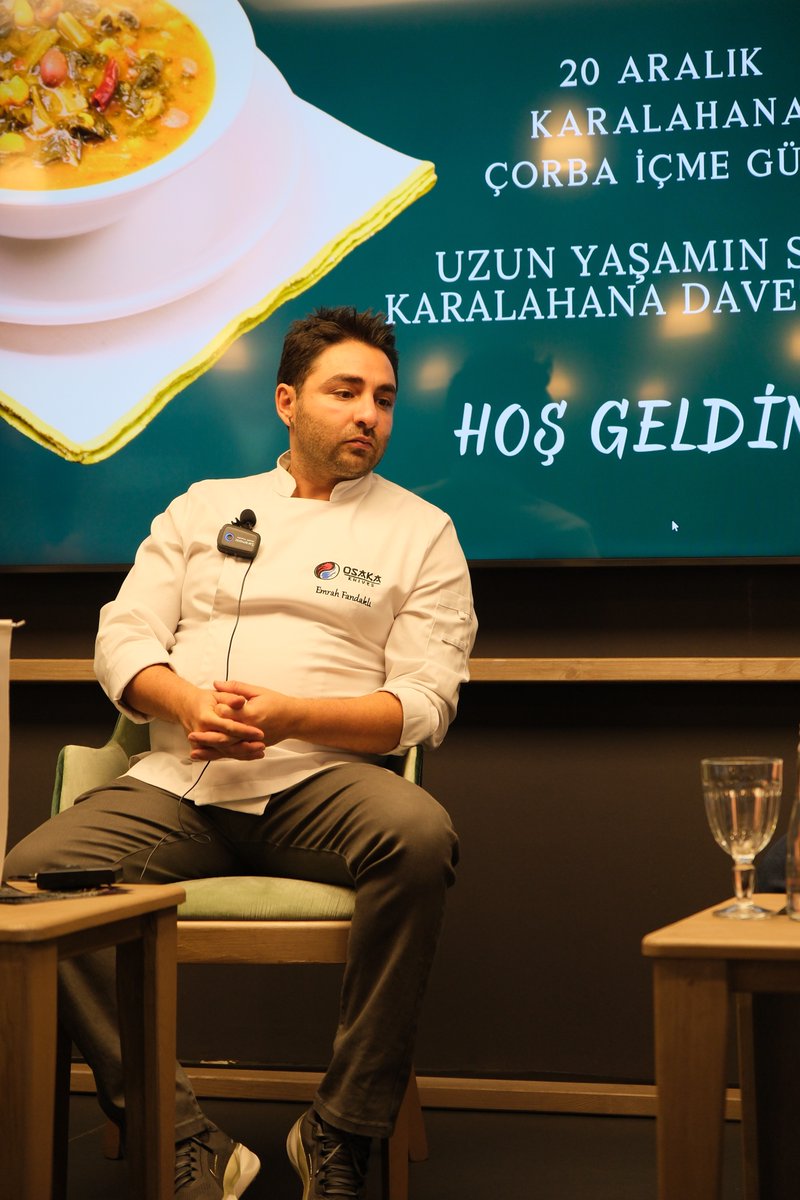 20 Aralık Karalahana Çorbası etkinliğimize bilgi ve deneyimleriyle değer katan kıymetli hocalarımıza teşekkür ederiz. Geleneksel mutfağımızın kültürel ve akademik boyutunu paylaşmaları, bu buluşmayı daha da anlamlı kıldı.