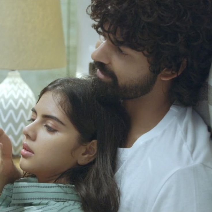 சாய்ந்து கொள்ளடி எத்தனை பாரம் என்றாலும் உன்னை நான் காலமெல்லாம் தாங்கிக் கொள்ளுவேன் என்றான். ✨💗