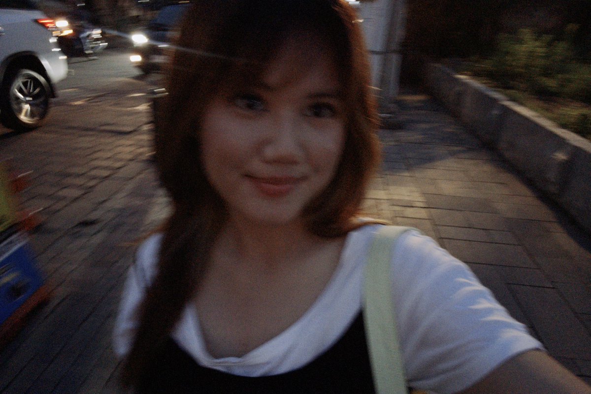 coldjou's tweet photo. how it feels to be someone u lov #dazzcam https://t.co/bS9isUnHy1