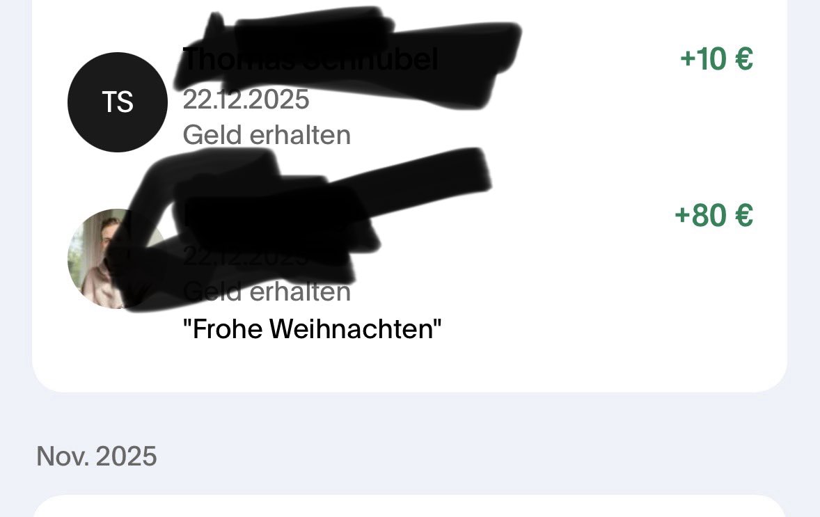 MasterHamfrey's tweet image. Die 2 Sklaven haben es gut gemacht und dem Master sein Weihnachtsgeschenk geschickt.
Also los hopp es ist Weihnachten!! 🧑‍🎄 

#füße #feet #Sklave #zahlschwein #kontofick #Machtlos #Findom #zahlstümmel #dominanz #köpek #leder #fuß #spucken #Paypig #Alphamaster