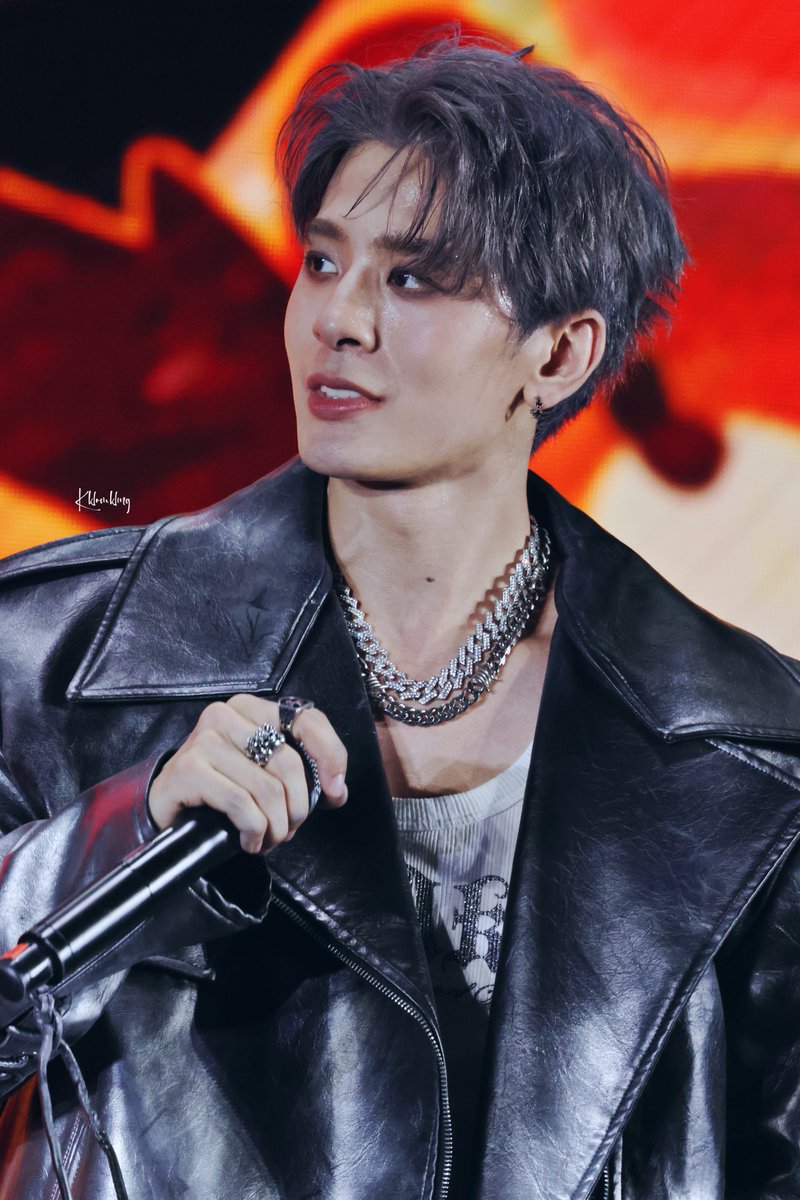 ขออนุญาตติดตามผลงานต่อนะคะ 🤍

ตอนเต้น นี่บอกตรงๆ ใจเต้นตามเลย

#MchoiceFANDAY2025 
#XXSIVK #PorscheSivakorn