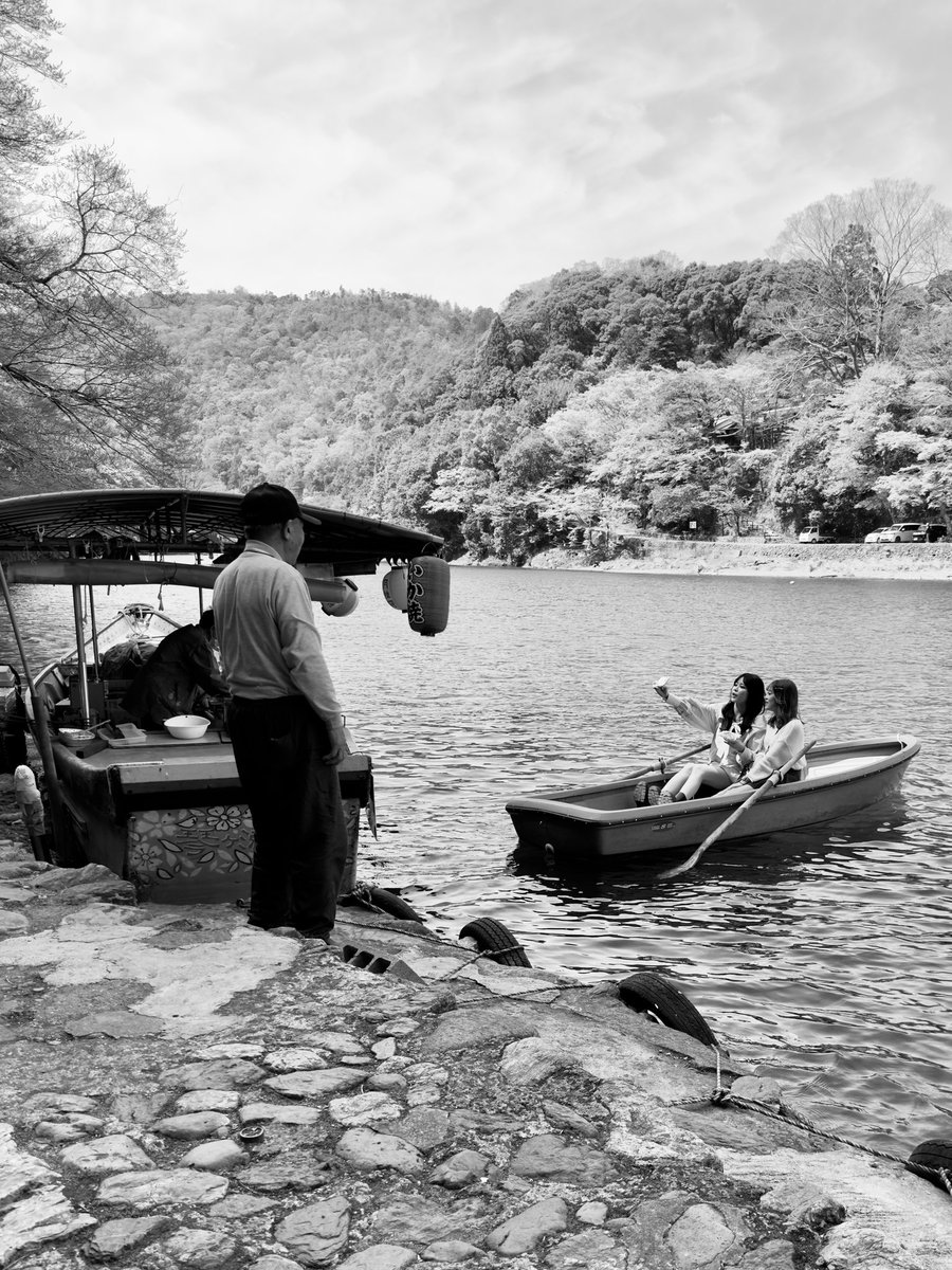 Gm

Arashiyama selfie taken near Kyoto, Japan in cherry blossom season.