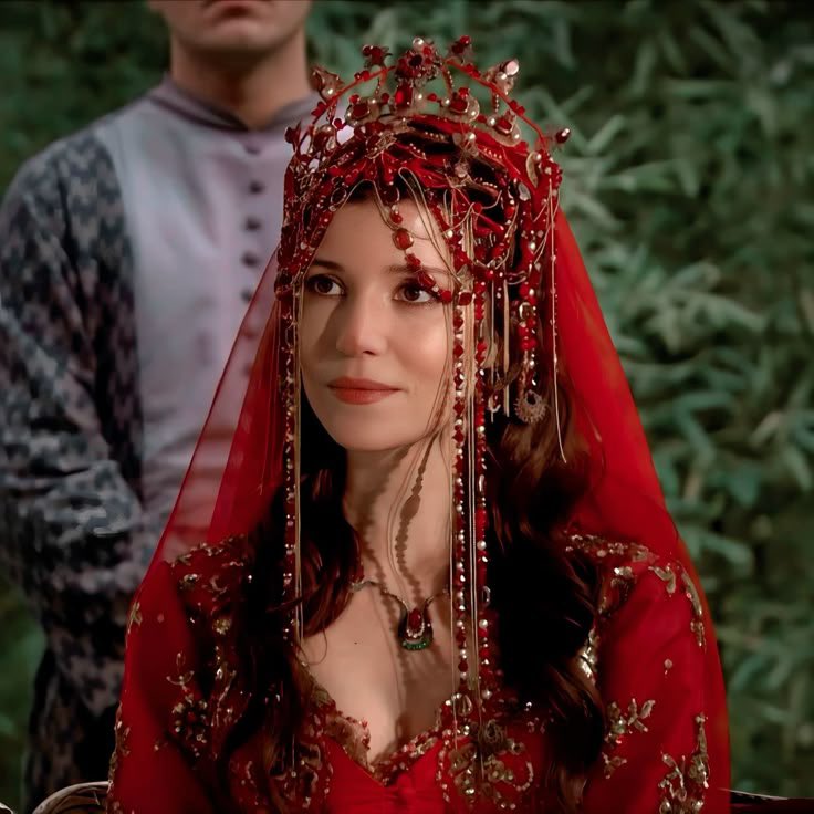 Turkish Red is a dye whose formula was unique to the Turks. In France, it became known as rouge d’Andrinople (Edirne Red) and rouge turc. The color was so highly valued that the French even sent spies in an attempt to uncover its secret formula.