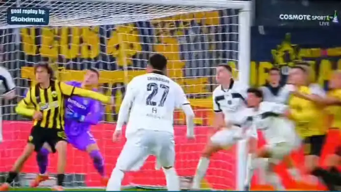 8Patras's tweet image. ΚΕΡΑΥΝΟΙ του Κώστα Καραπαπά ΕΝΑΝΤΙΟΝ ΕΠΟ~Γκαγκάτση~ΚΕΔ κ Λανουά ο οποίος ''ξέχασε'' να αναλύσει αυτή την αγωνιστική τις φάσεις της ΑΛΛΟΙΩΣΗΣ κ της ΝΤΡΟΠΗΣ κ έφυγε για...διακοπές πολυτελείας. ΟΡΓΗ κ σε ΑΕΛ,Βόλο,Άρη,Ατρόμητο,Αστέρα κ ΟΦΗ! Καλά Χριστούγεννα με ΥΓΕΙΑ! #OlympiacosFC❤️