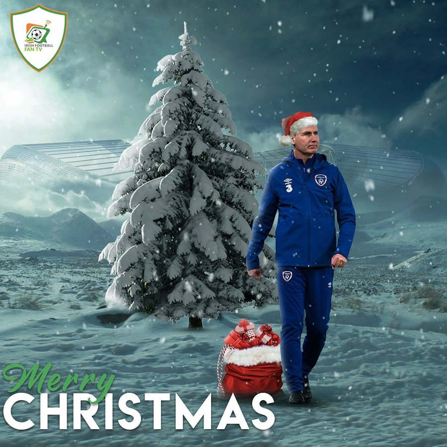 Merry Christmas to all fellow football lovers! (Credit to @irishfantv for  the beautiful artwork), image size:900x900