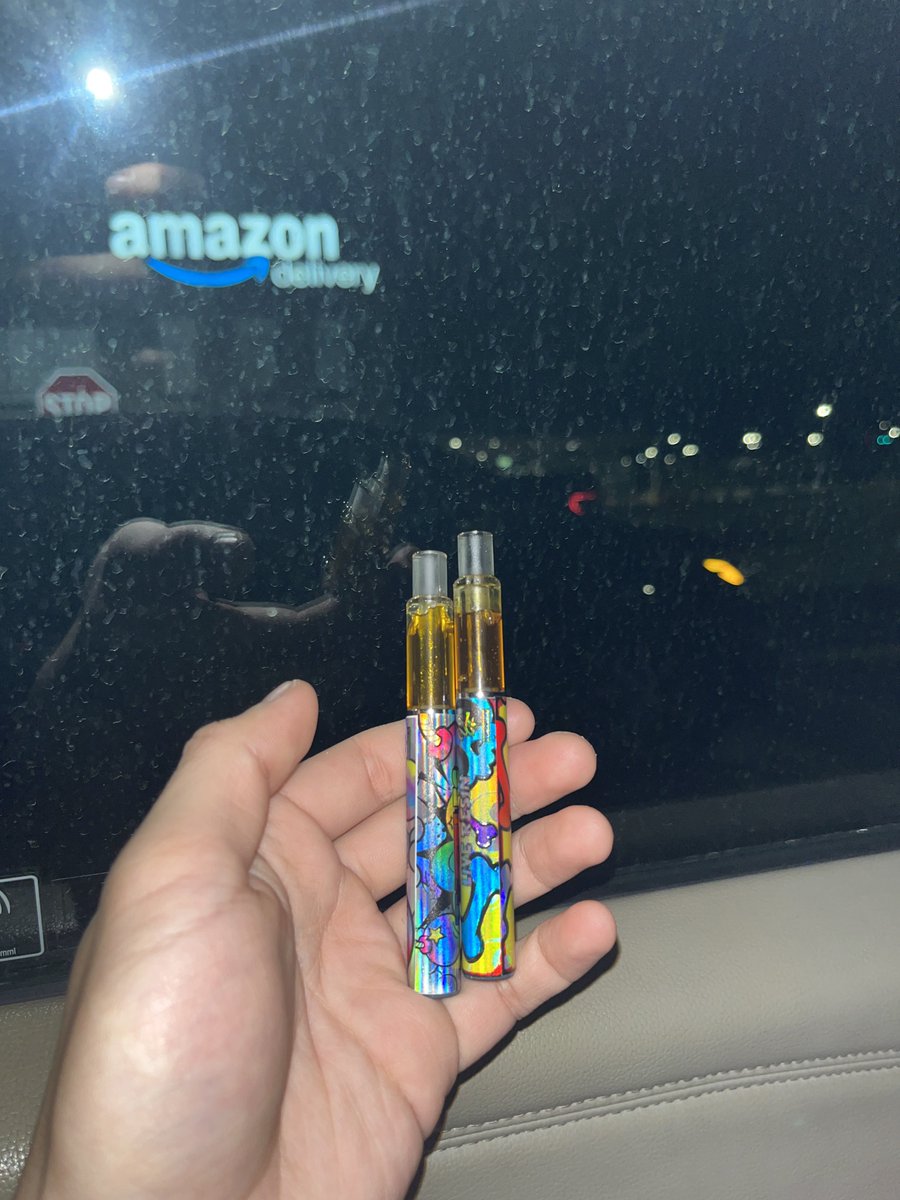 preaches's tweet image. I’m practically santa’s stoned helper 🎅