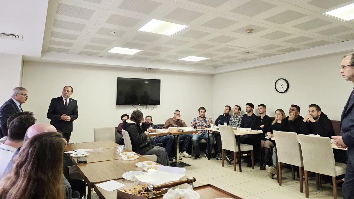 GENEL BAŞKAN YARDIMCILARIMIZ BELBİM 'İ ZİYARET ETTİ

ozfinansis.org.tr/haberler/genel…