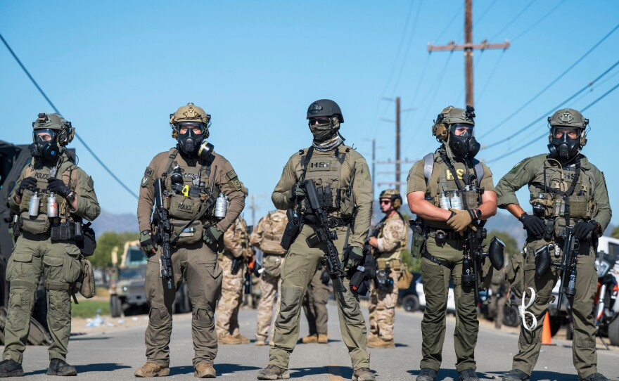 OrissaPOSTLive's tweet image. US Border Patrol arrested 30 Indian nationals living illegally in the US for operating semitrucks with commercial driver’s licenses. Overall, 49 undocumented immigrants with CDLs were arrested in California’s El Centro Sector, CBP said.

#USBorder #Immigration #BorderSecurity