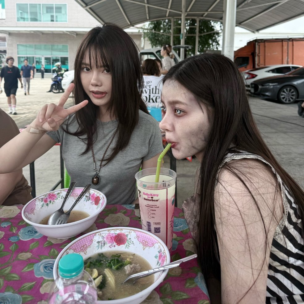 if y'all wondering what happened next well Win accepted her fate and they move in together 

RUNAWAY FINAL EP 
#หนีไปก็ตายเปล่าครั้งสุดท้าย