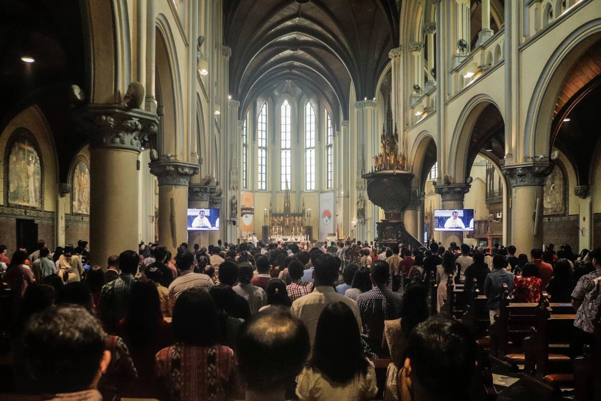 akuratco's tweet image. Misa Natal di Depok Dibatalkan, LBH GEKIRA: Negara Tak Boleh Kalah oleh Tekanan Sosial

Pembatalan pelaksanaan Misa Natal 2025 di Wisma Sahabat Yesus (WSY), Kelurahan Pondok Cina, Kecamatan Beji, Kota Depok, menuai perhatian publik.

Keputusan tersebut diambil setelah musyawarah…