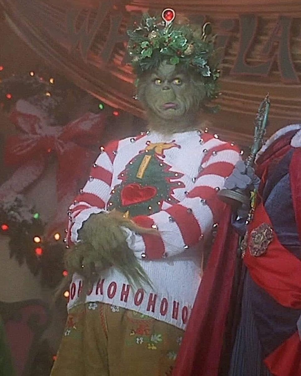 Indie5051's tweet image. "Y recuerda... el Grinch no odiaba la Navidad, odiaba la hipocresía de la gente."