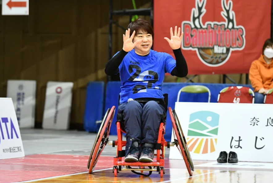 bambitiousnara's tweet photo. 🦌📢
車いすバスケットボール体験会 参加者募集

2/7(土)開催のホームゲームでは、講師におなじみ #根木慎志 様をお招きし、#車いすバスケットボール 体験会を実施します🏀
どなたでもご参加いただけます🌟
ぜひ、この機会に車いすバスケットボールにチャレンジしてみてください‼️

🔗https://t.co/26PVG7mspt

#バンビシャス奈良 
#CHARGEUP