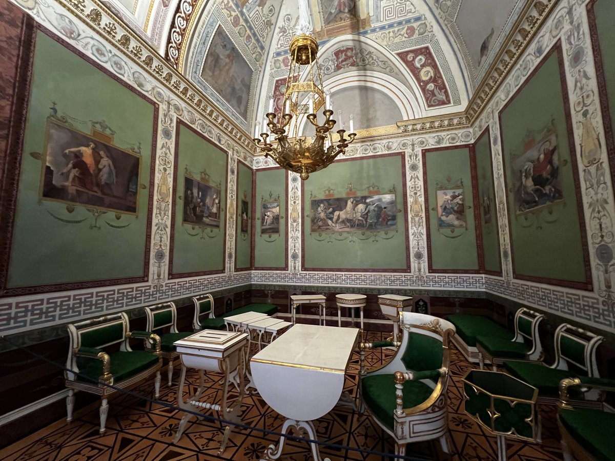 뮌헨 레지덴츠는 달빛과 잘 어울렸다.

📍레지덴츠