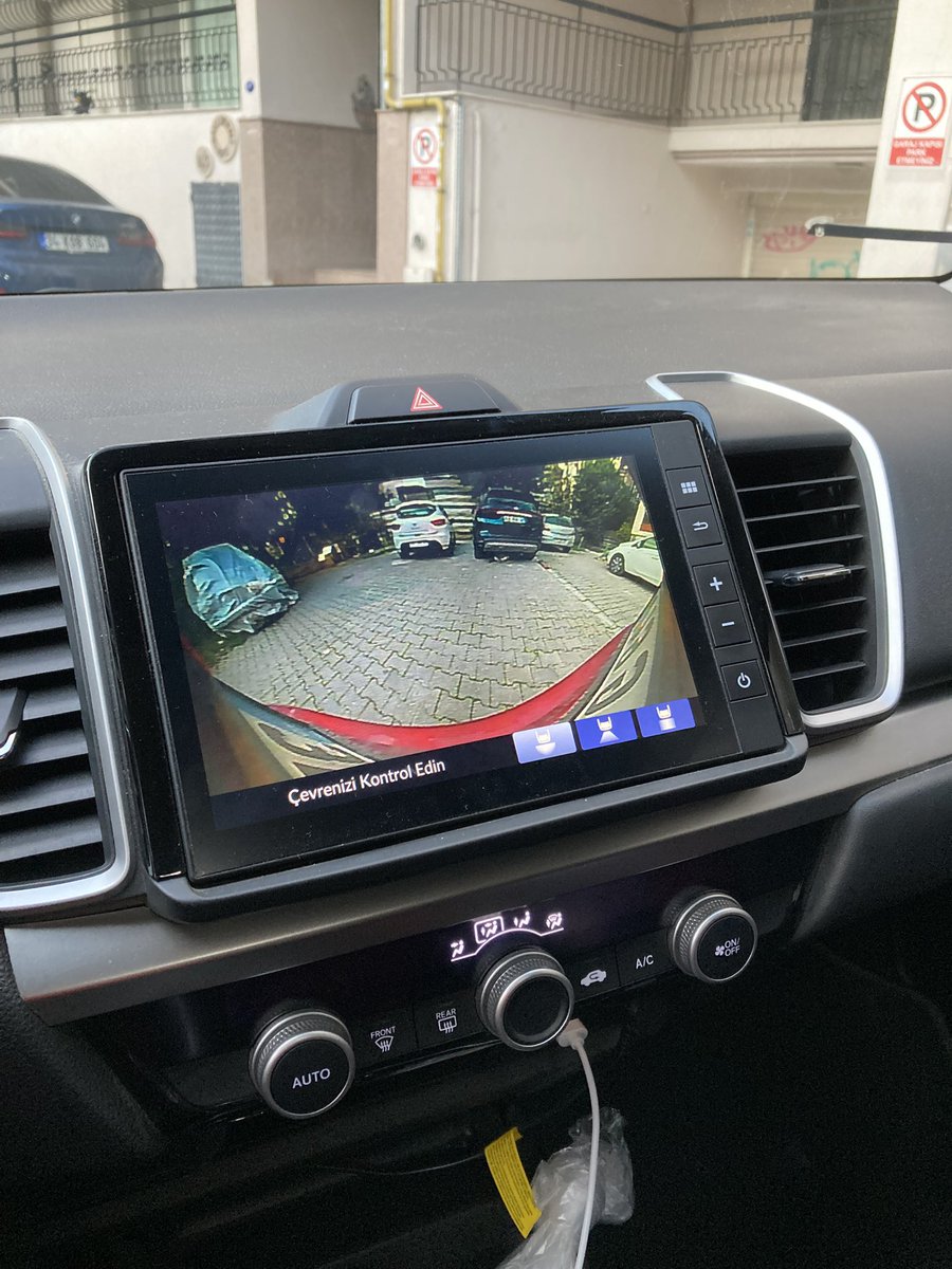 Honda city 2023 aracımın arka kamerasındaki kılavuz çizgilerim birden yok oldu geri getiremiyorum .Nasıl yapılacağını bilen var mı? #hondacity