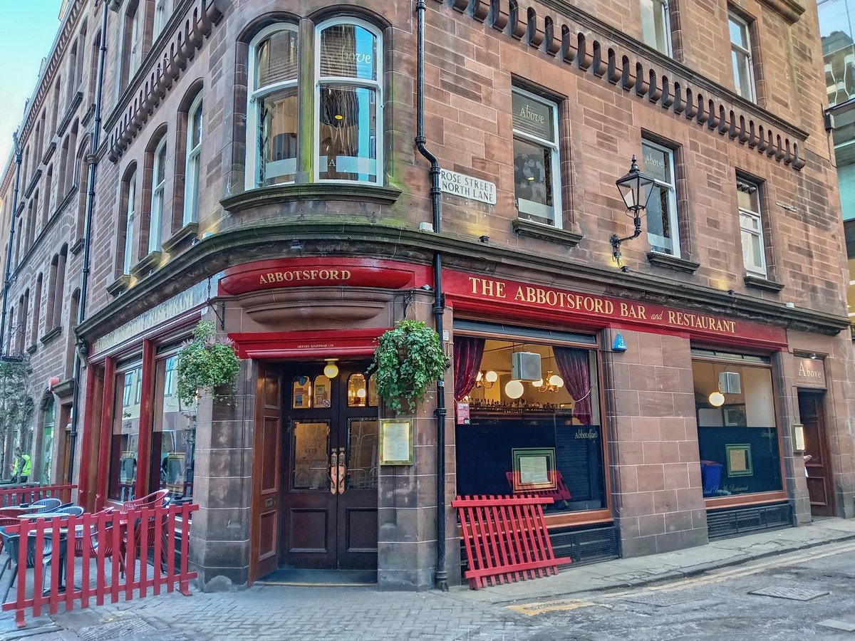 GB Booze 🍻 tweet media