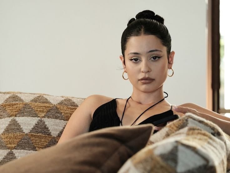 feylings's tweet image. my face when i'm happy, mad, sad, or normal